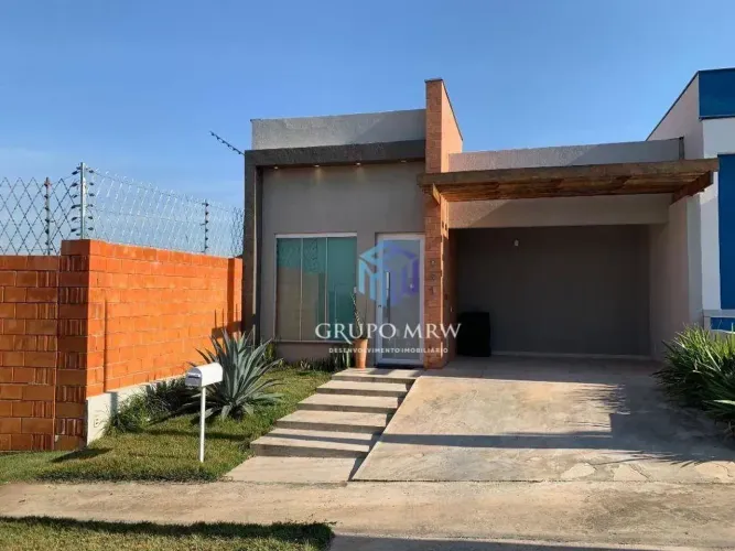 Casa com 2 dormitórios à venda, 90 m² por R$ 660.000,00 - Terras de São Francisco - Soroca