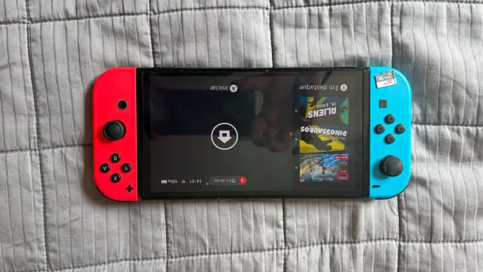 NINTENDO SWITCH OLED - kit completo à venda