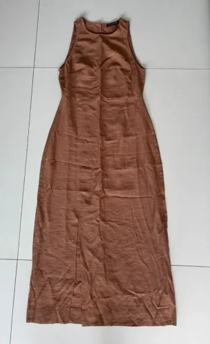 Vestido Midi Marrom, com Fenda Lateral