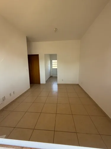 Casa a venda em condomínio fechado Varzea Grande