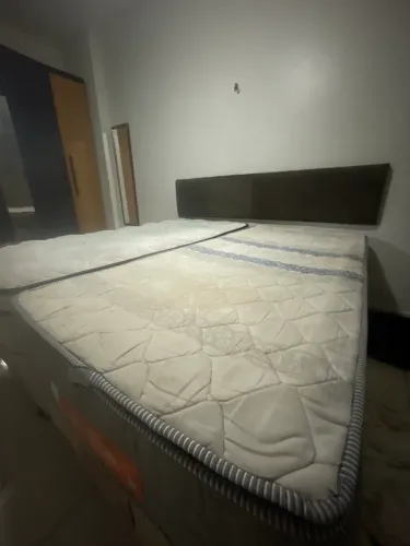 Cama de solteiro + base