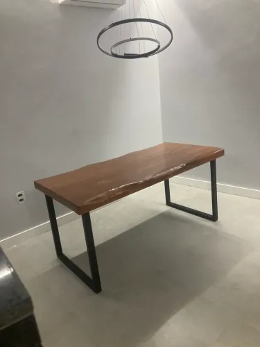 Mesa rústica