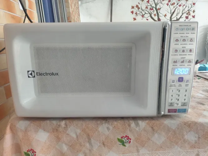 Microondas Electrolux,34 lts,110 volts, entrego e dou garantia 