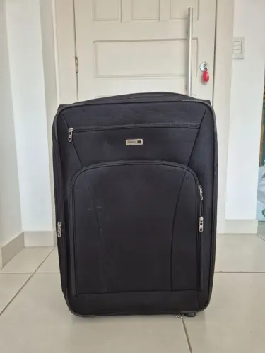 Mala de Viagem Média Airtec Preta 23kg