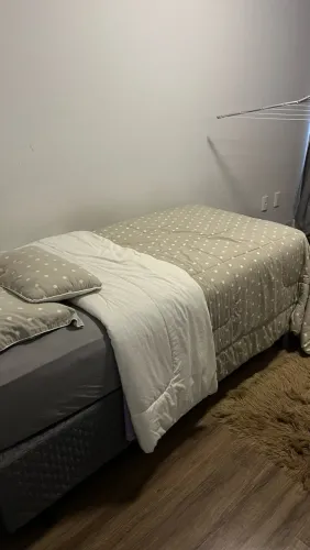 Cama BOX + colchão