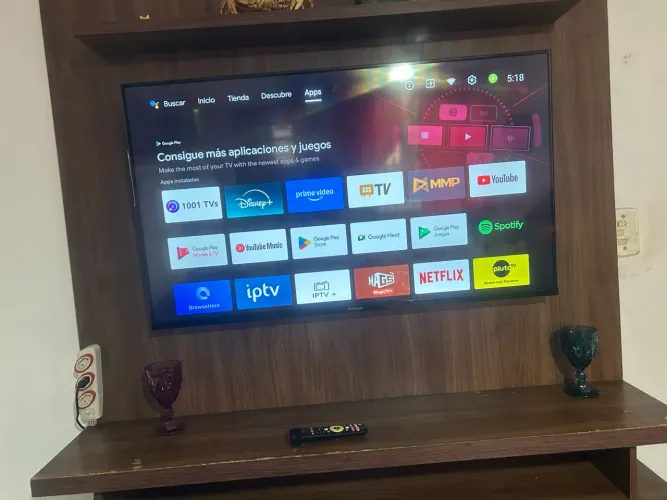 Esmartv con o painel, asim como tá na foto