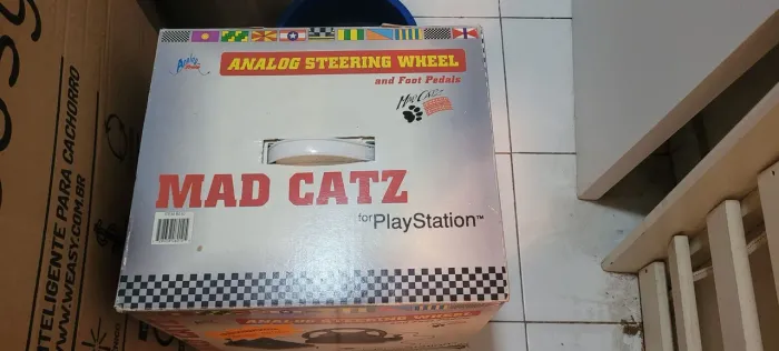 Volante mad catz Playstation