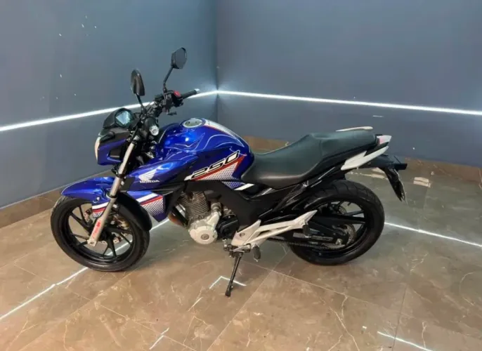 Honda Twister 250cc
