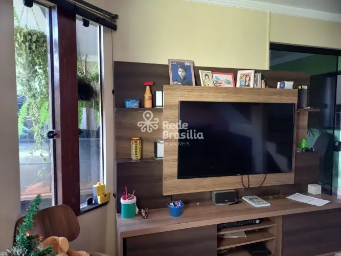 EXCELENTE CASA SETOR OESTE