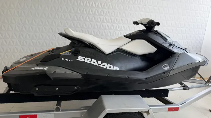 SEA DOO SPARK 2014 