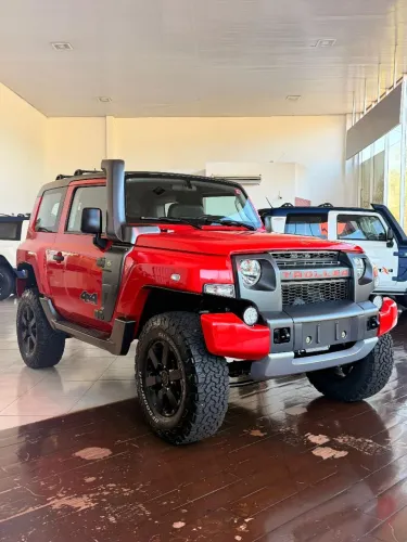 Troller T-4 Connect 4X4 3.2 TDI Cap.rig.die.aut 2021