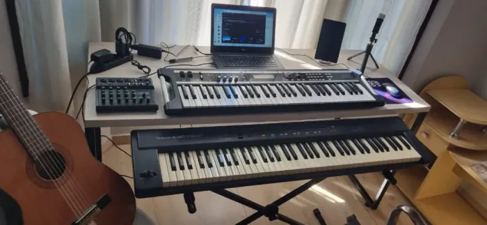 Teclado Sintetizador KORG X50 muito conservado com BAG