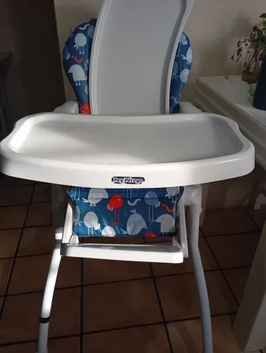 Cadeirinha de alimentação
