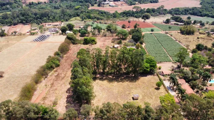Área à venda no Bairro Batatal em Igarapé/MG