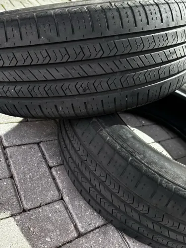 2 pneus 225/65 R17 seminovo
