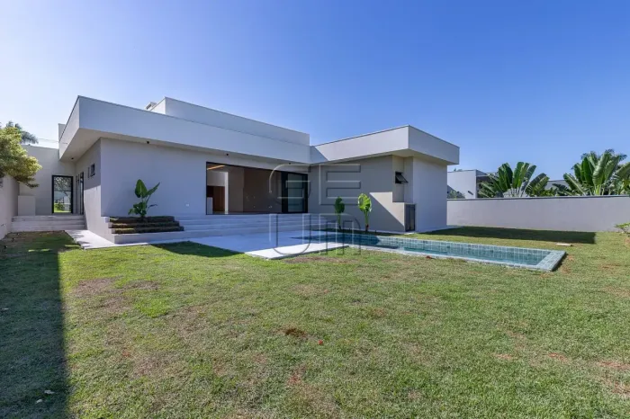 Casa com piscina e 3 suítes + escritório por R$ 2.550.000 - Condomínio Villagio do Engenho