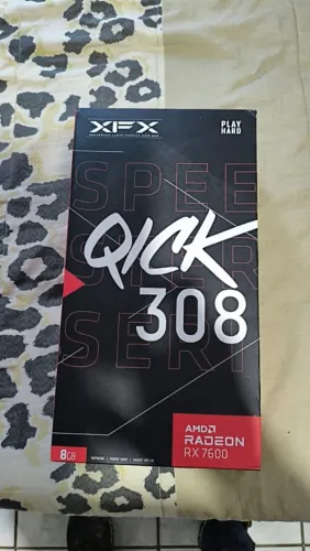 Placa de vídeo Radeon XFX RX 7600 8G VRAM