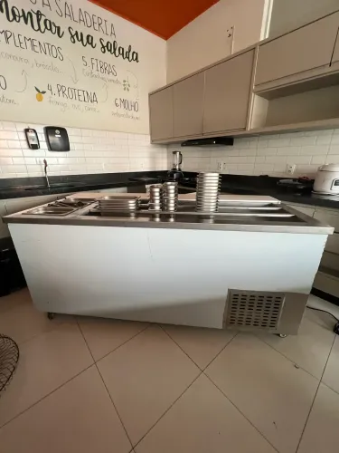Balcão refrigerado para sorveteria, açaiteria ou poke