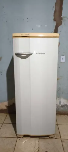 Geladeira Electrolux
