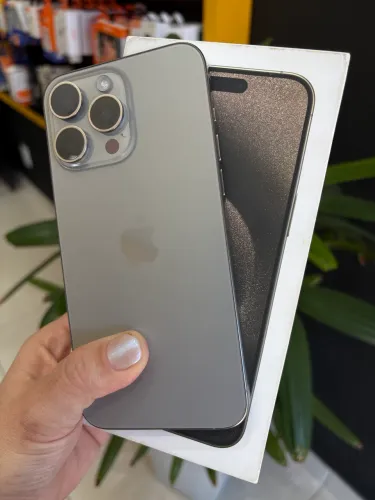 iPhone 15 ProMax - 256gb - Cinza