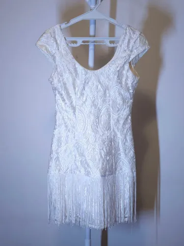 Vestido TVZ branco bordado