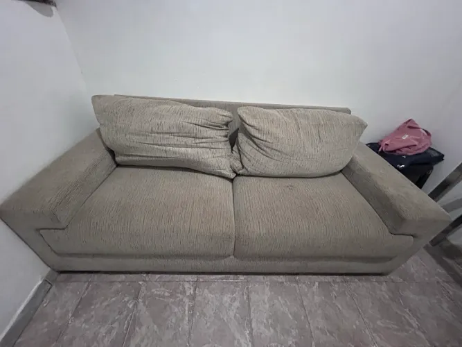 Sofá grande 2 lugares