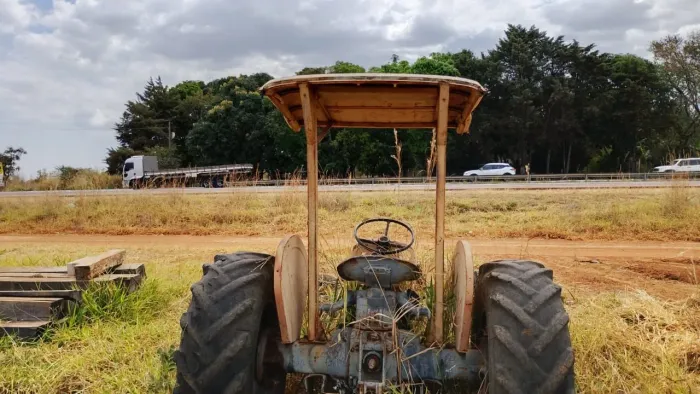 Trator Valmet 65