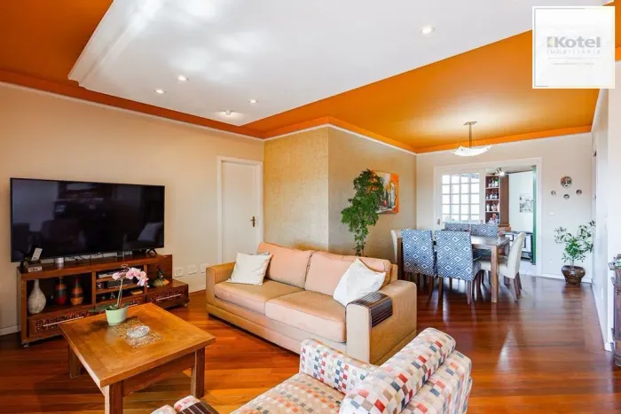 Apartamento 4 dormitórios à venda Boa Vista Porto Alegre/RS