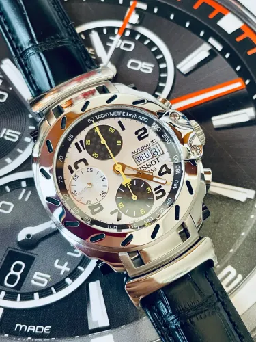 Relógio Tissot MotoGP Chono Automático 