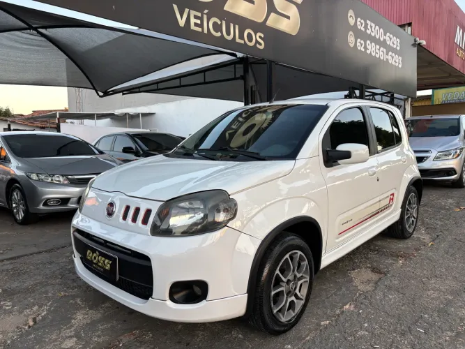 Fiat Uno Sporting 1.4 EVO Fire Flex 8V 4P 2014