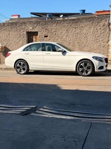 Mercedes-Benz C-180 CGI Avant. 1.6/1.6 Flextb 16V Aut. 2016