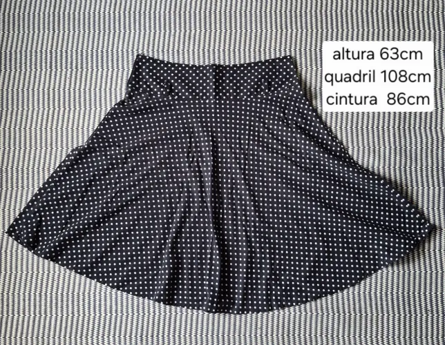 Saia godê em Poá, preto e branco