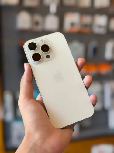 iPhone 16 Pro - 128GB - White Titanium (Branco)