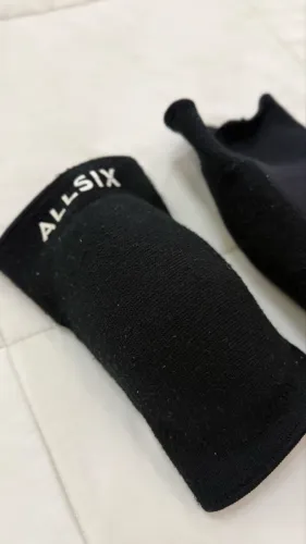 Joelheira Esportiva Allsix P | Semi Nova