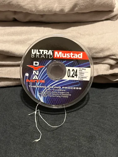 Linha de Pesca Multifilamento Mustad Ultra Braid Dyna Mite 0,24mm 30lb - 100m 