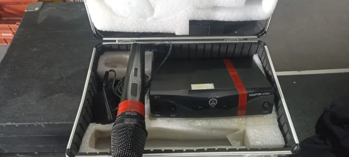 Microfone sem fio AKG