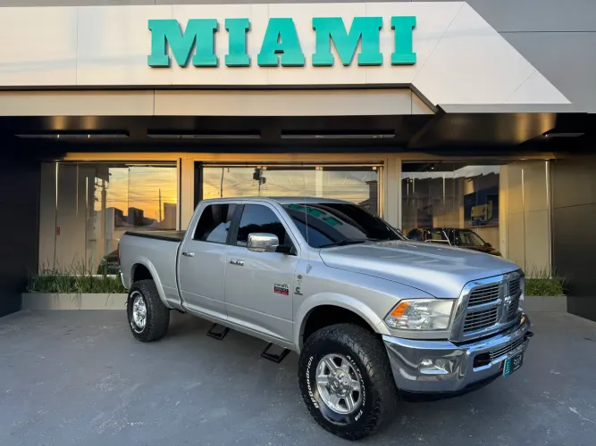Ram 2500 Laramie 6.7 TDI CD 4X4 Diesel 2012
