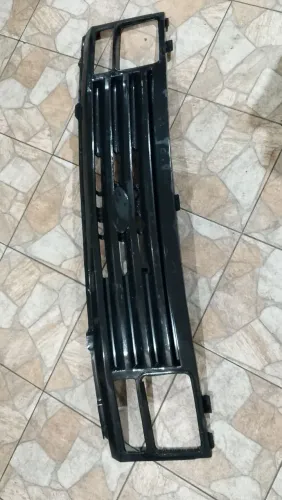 Grade dianteira Ford cargo 1985 a 1999