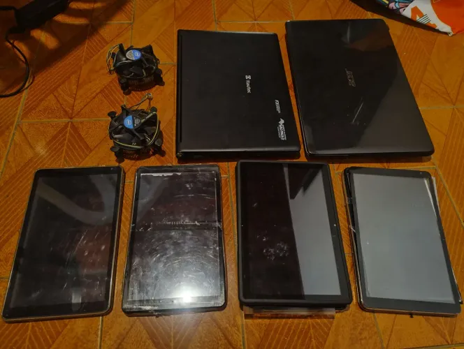 Lote tablet e notebook carcaça