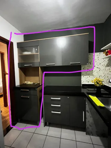 ARMÁRIO PLANEJADO PARA COZINHA PRETO E MARROM