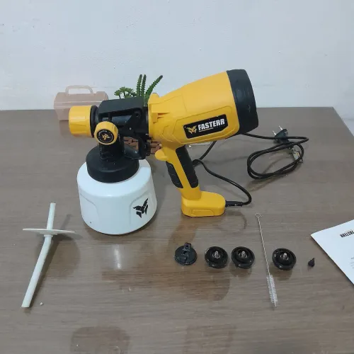 Vendo pistola , de pintura elétrica fasterr semi nova usada só uma vez completa, 127 volts