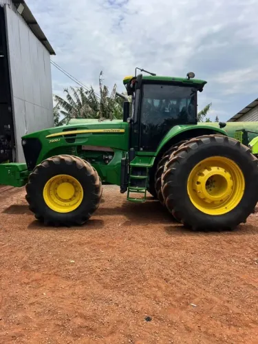 Trator agrícola
