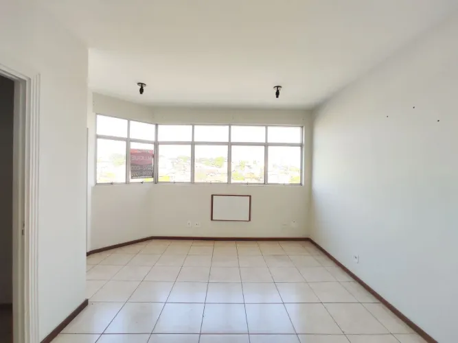 Sala comercial no Planalto para alugar