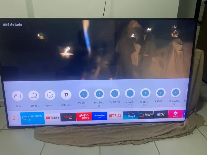 Tv led 75 polegadas Samsung 4k vários aplicativos