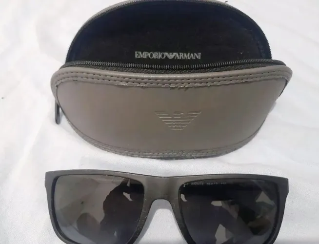 Óculos Armani