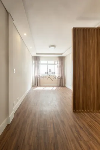 Apartamento - Itaim Bibi - 2 Dormitórios - 76m².