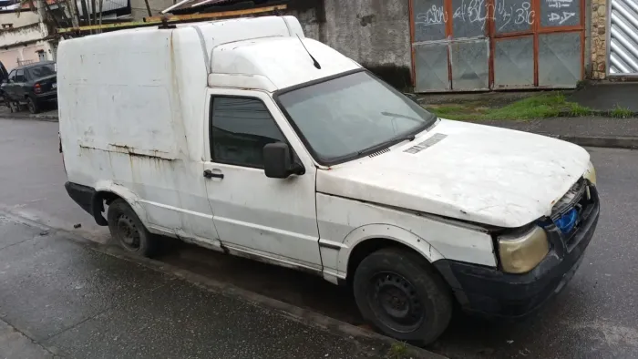 Fiat Fiorino Furgão 1.5 MPI / I.e. (álcool) 2001