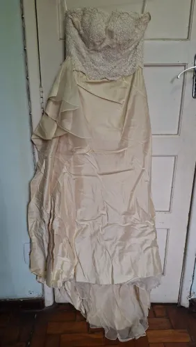 Vestido de noiva ou 15 anos (único uso) - tamanho 38/40