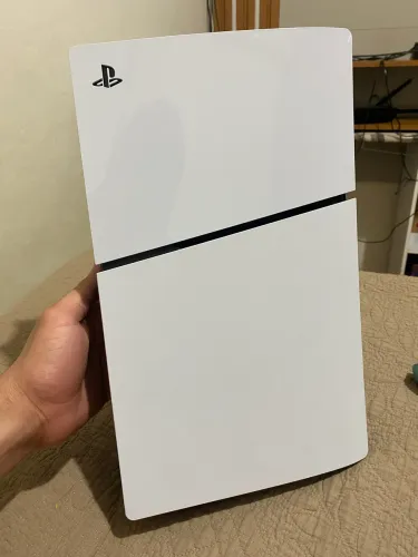 Playstation 5 Slim Digital 1tb + 2 manetes