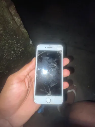 Carcaça de iPhone 8 pra vender